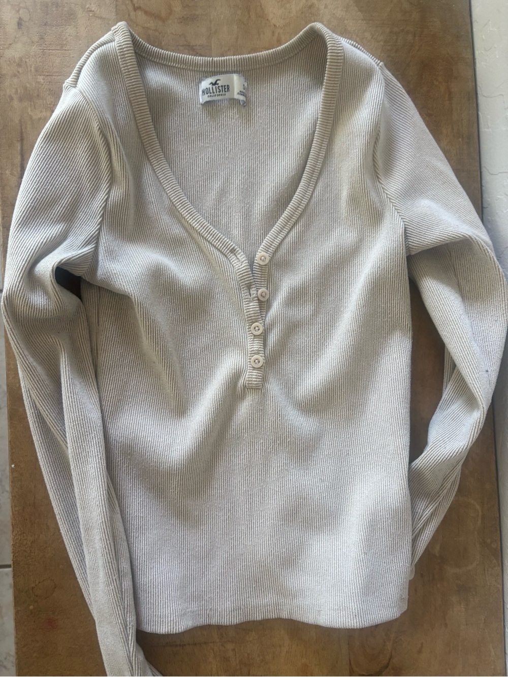 Hollister Ribbed Long-Sleeve Henley in Light Tan